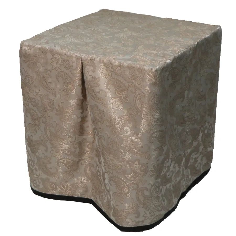 Champagne Floral Presentation Table