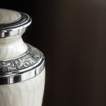 Pearl White Designer Urn — ISU-RJ-0127