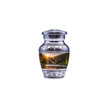 Soaring Eagle Designer Keepsake Urn — ISU-RJ-0132