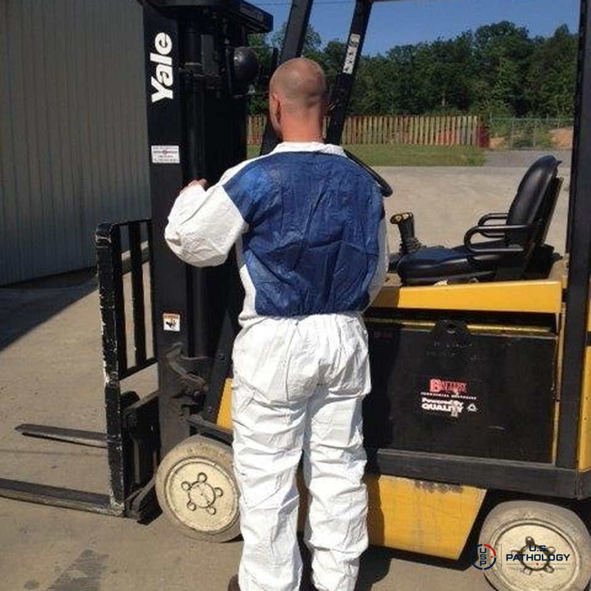 USPE Breathable Microporous Coverall, Cool Back Panel, Zipper Front – breathable back panel
